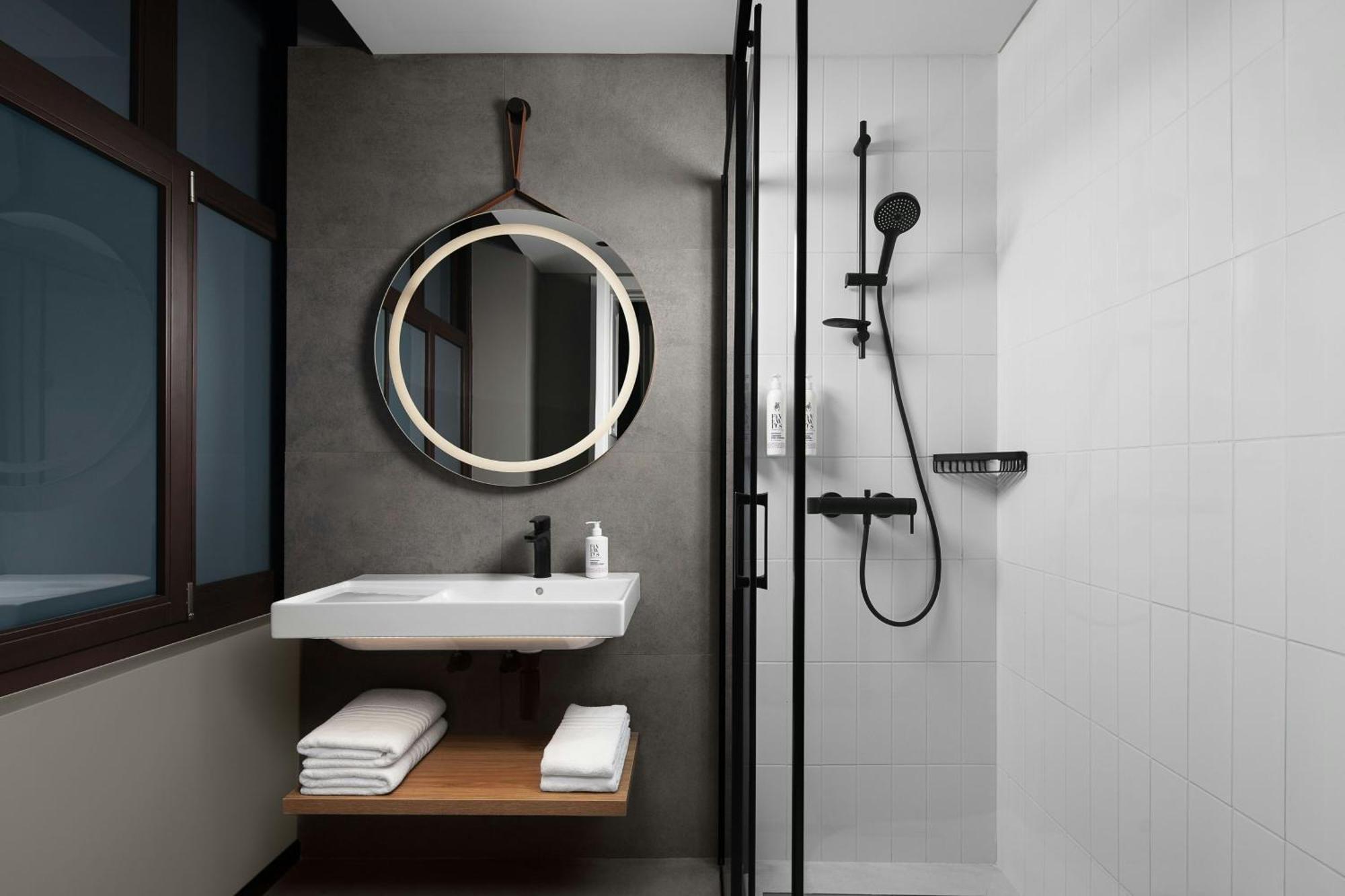 Moxy Beyoglu Otel *
