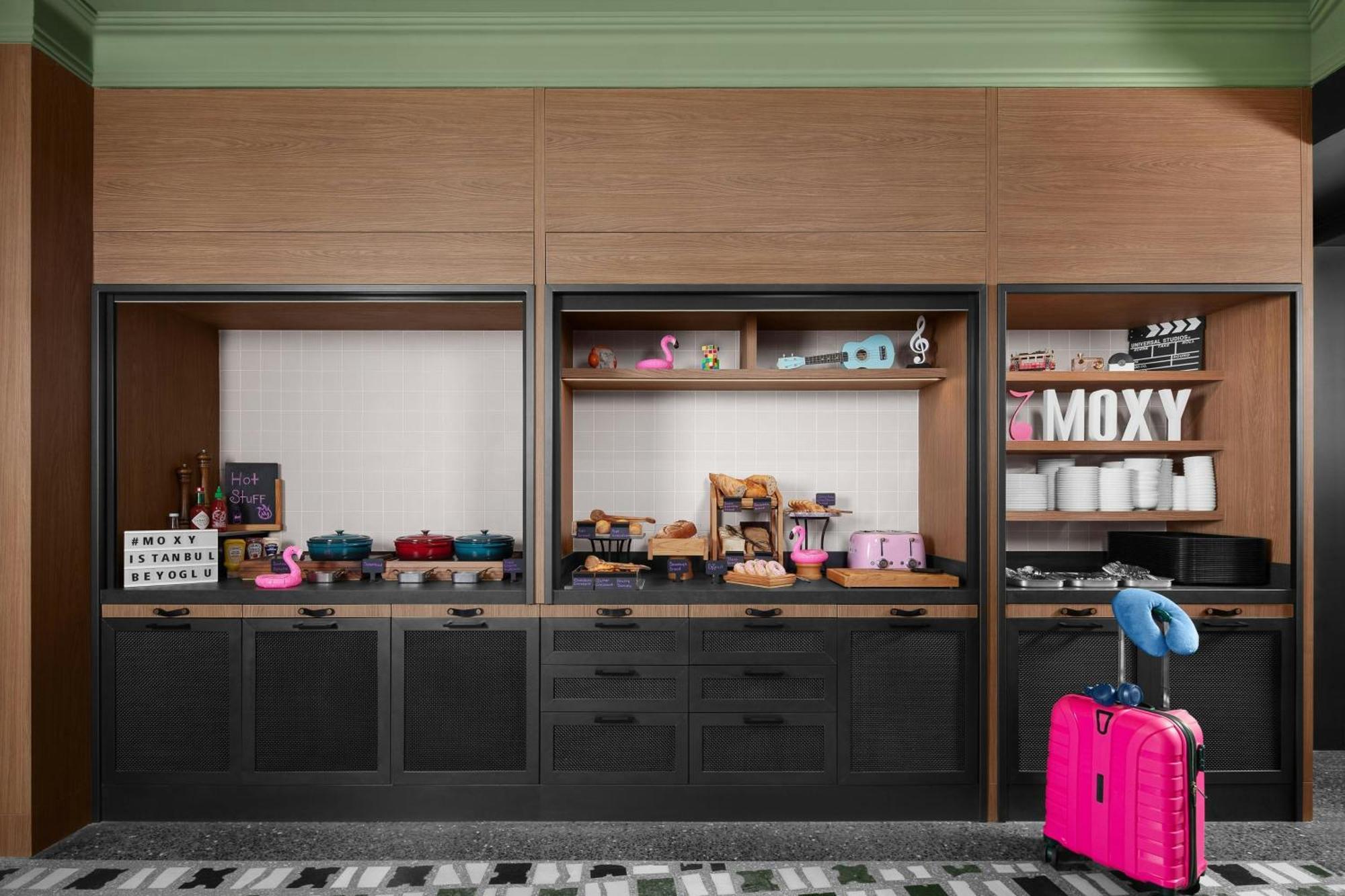 Moxy Taksim *